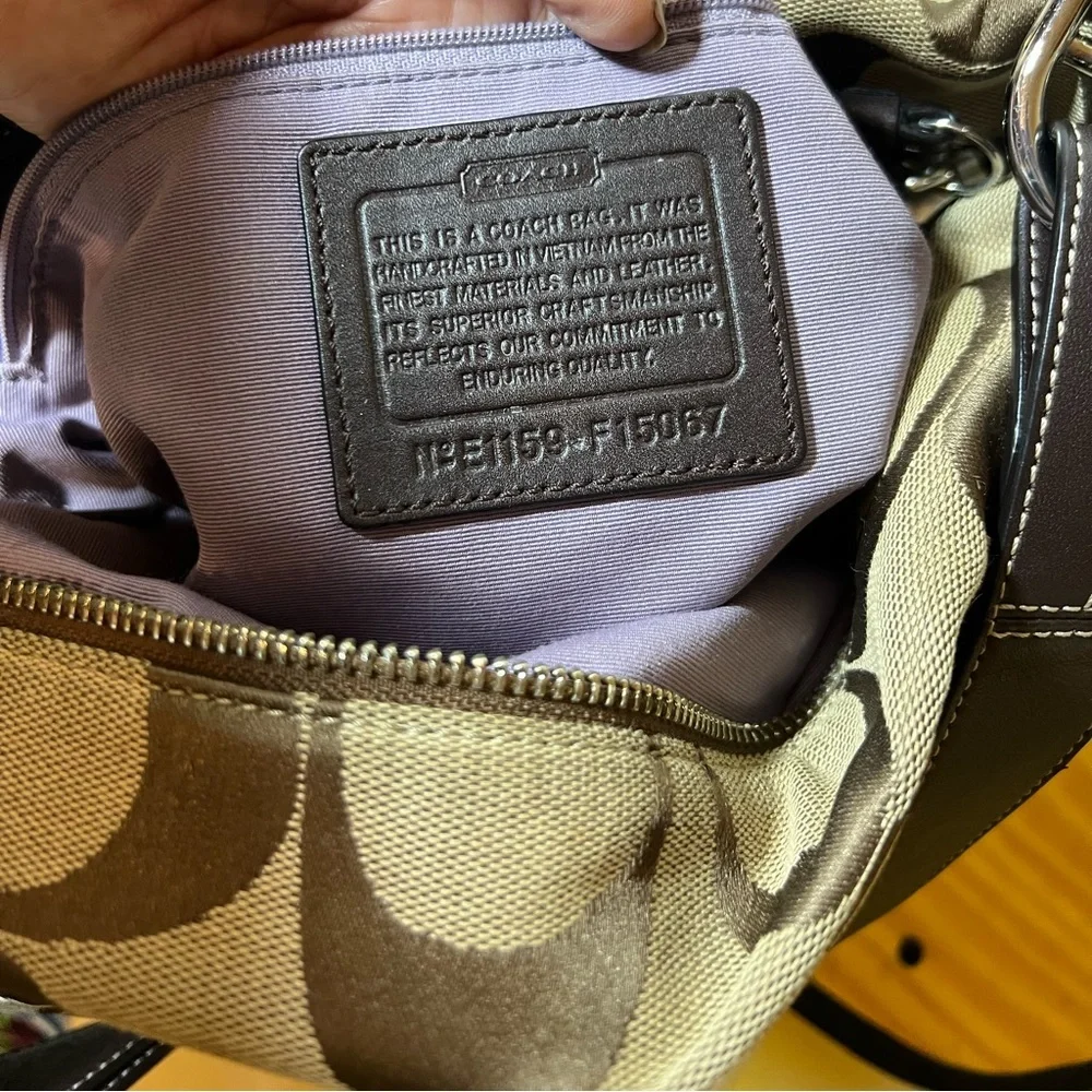 Coach - Picture 7 of 16